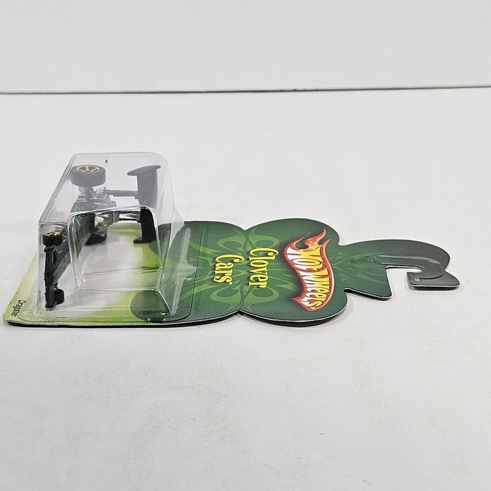 Hot Wheels Clover Cars Dragster 2007 Green Black St Patricks Day L5731 New NIB